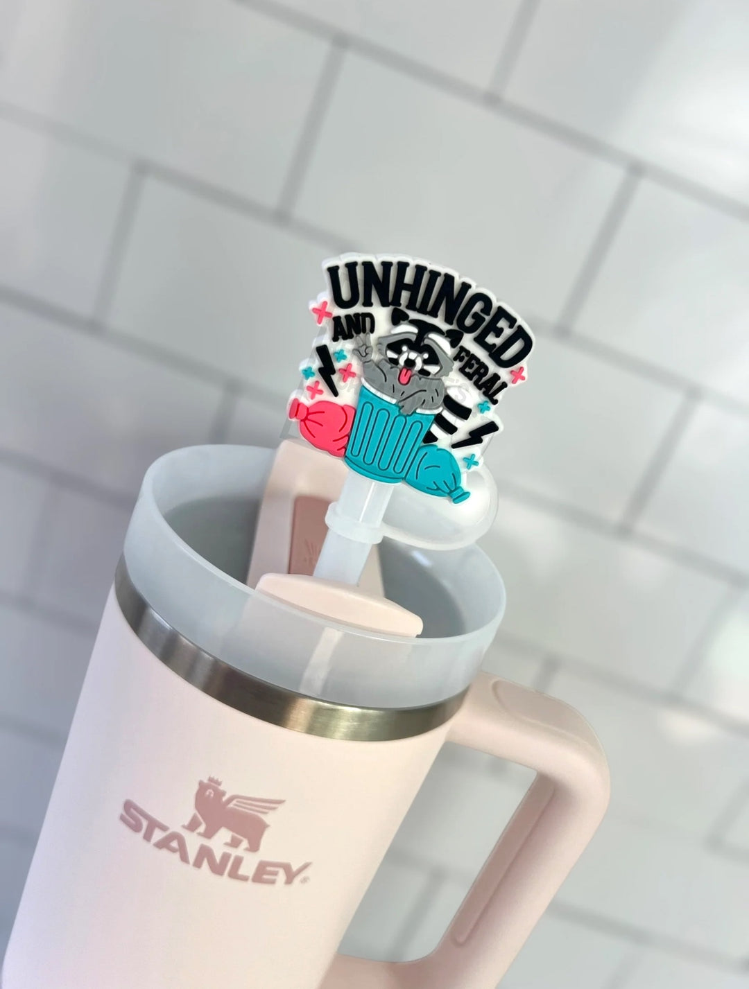 Straw toppers-Unhinged