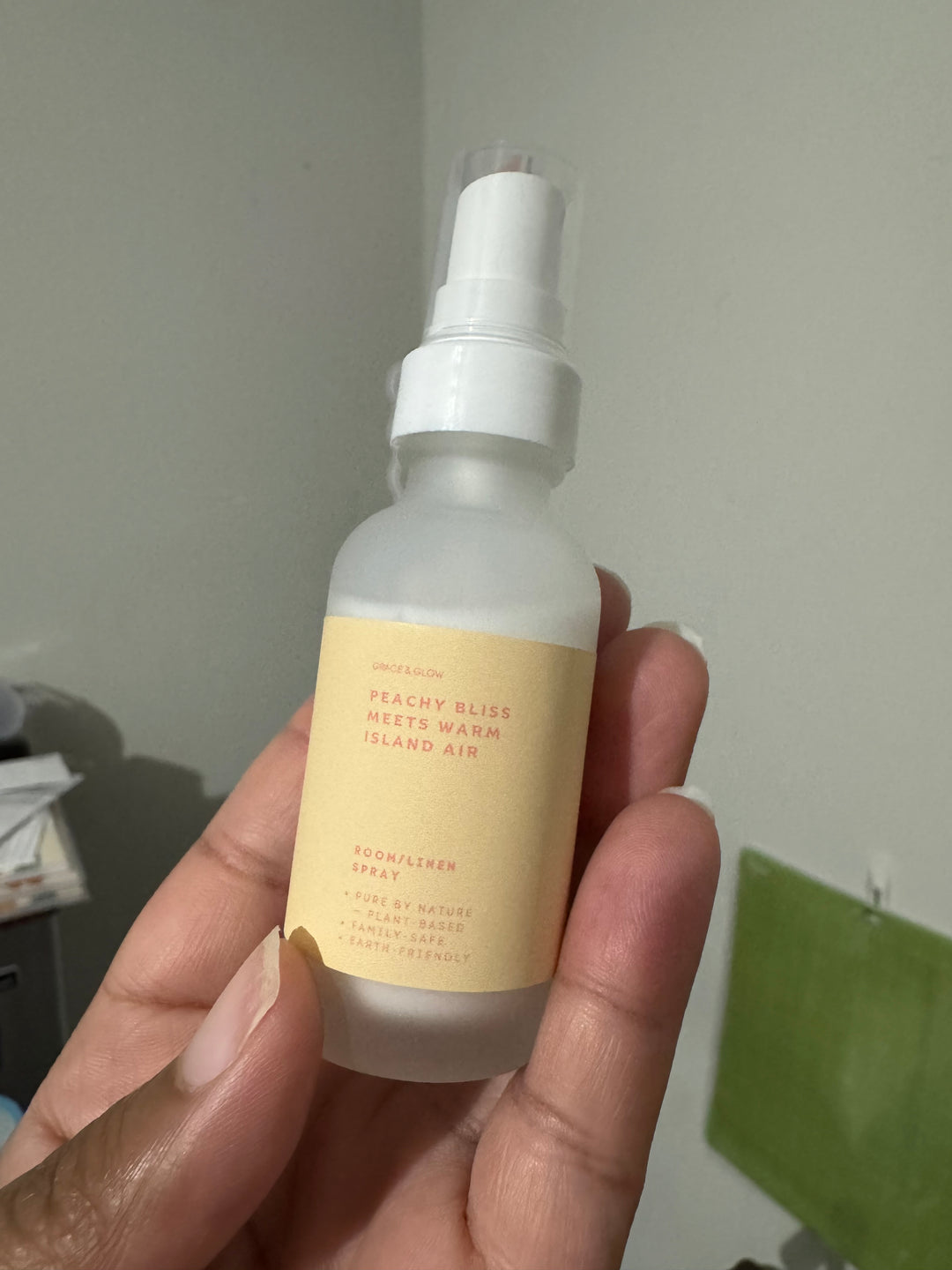 Grace & Glow: Room/Linen Spray (Fruity Scents)