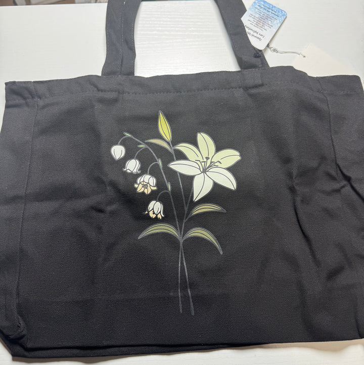 Floral Tote-13x15x4 inches with top zipper and inside zippered pouch